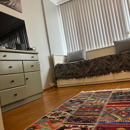 Apartment Moda'da Konforlu